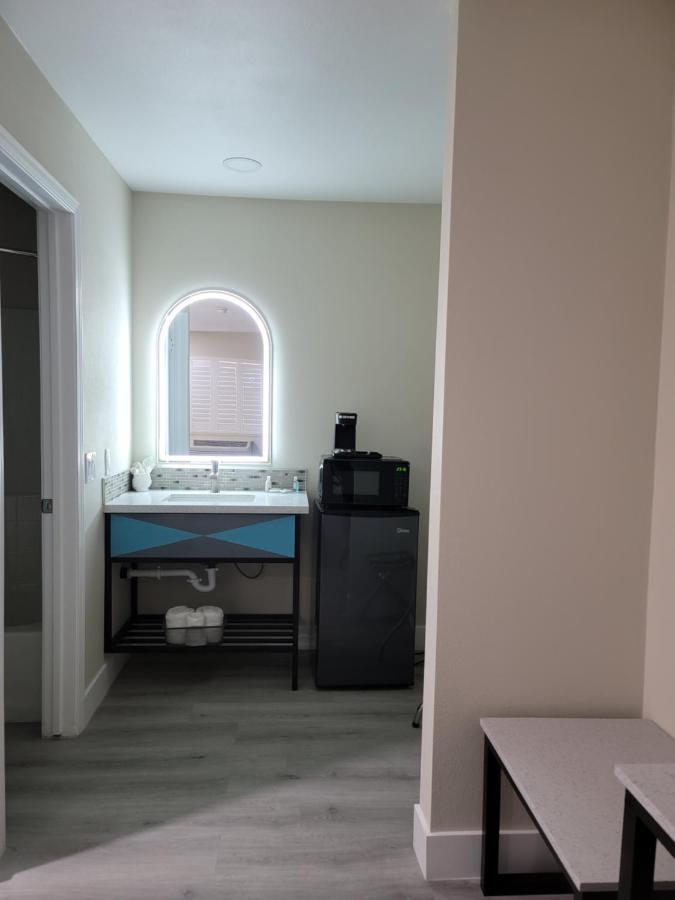 Quality Inn Victorville - Hesperia I-15 Luaran gambar